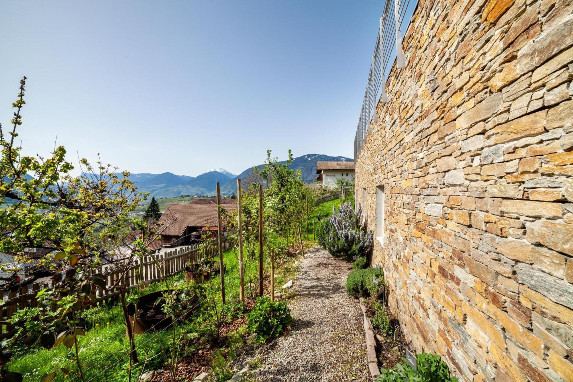 Gasserhof Ferienwohnung Morgenduft Caines ภายนอก รูปภาพ