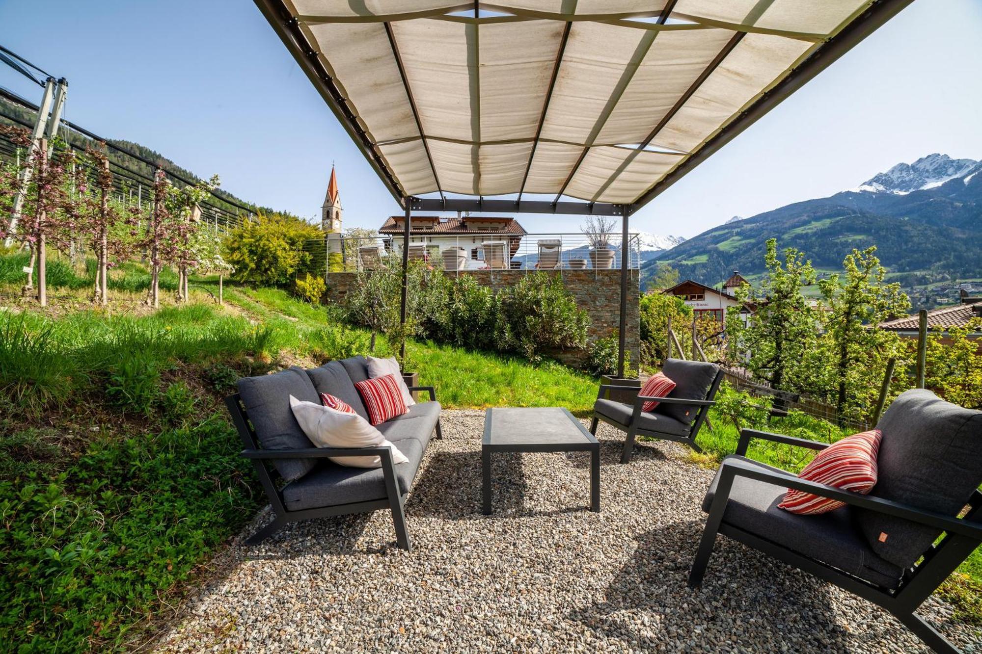 Gasserhof Ferienwohnung Morgenduft Caines ภายนอก รูปภาพ